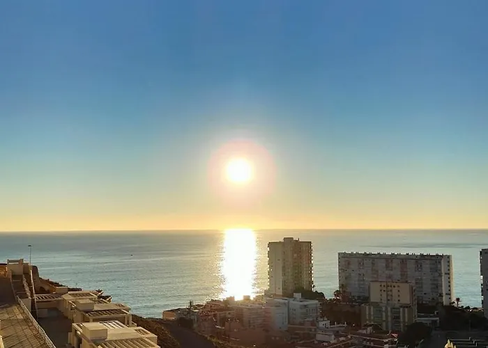 Conectada Al Mediterraneo, Infinity Pool فيلة