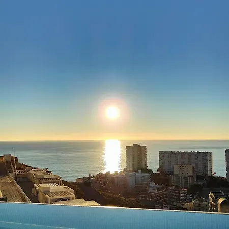 Conectada Al Mediterraneo, Infinity Pool Villa